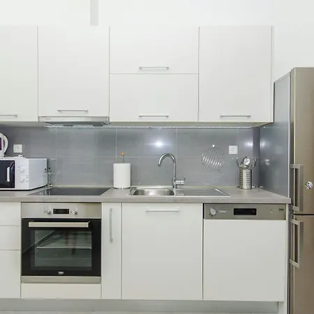 Family Friendly With A Swimming Pool - 14203 Апартаменты *